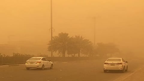 «الأرصاد» استمرار العوالق الترابية على منطقة نجران