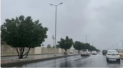 طقس المملكة الأربعاء.. فرصة مهيأة لأمطار رعدية ورياح نشطة وتكوّن ضباب على عدة مناطق 