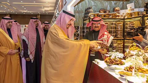 الأمير فيصل بن نواف يدشّن مهرجان تمور الجوف في نسخته الثانية عشرة