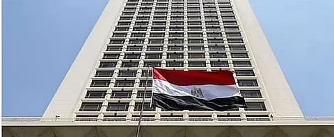 القاهرة تتحرك للإفراج عن 4 مصريين على متن سفينة محتجزة في إيران
