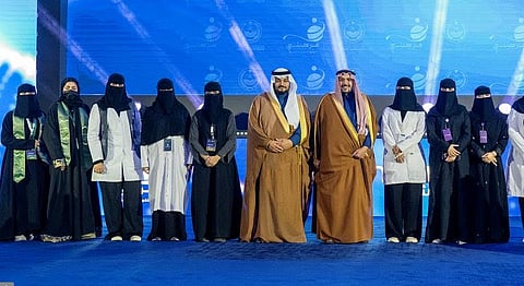 أمير القصيم يرعى انطلاقة ملتقى «فرصتي 5» لتعزيز وتمكين الشباب والفتيات بالمنطقة