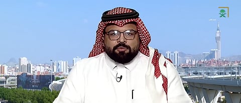 رغم إعاقته الحركية.. ملهم يهزم التحديات بتحقيق الطموح