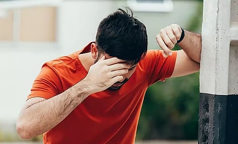 أخصائية: لا يجوز تشخيص مشكلة صحية بمقاطع الفيديو عبر الإنترنت

