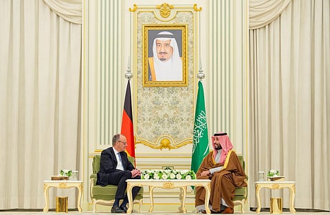 ولي العهد يستقبل المستشار الألماني ويعقدان جلسة مباحثات رسمية