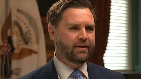 «فانس»: منع إيران من امتلاك السلاح النووي أولوية أمريكية 