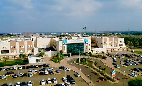 للمرة الأولى في جازان.. إجراء عملية إصلاح الصمام الميترالي بتقنية M-TEER 