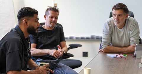 الجهاز الفني المساعد لـ«الأخضر» يجتمع مع لاعبي النصر المرشحين للمنتخب