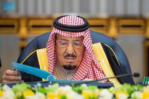  خادم الحرمين الشريفين يرأس جلسة مجلس الوزراء في الرياض