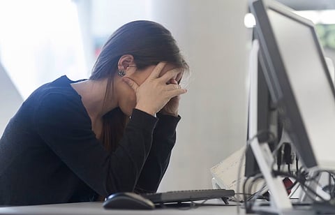 أخصائية: 4 أعراض لنوبات الهلع