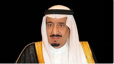 أمير الحدود الشمالية: موافقة القيادة على حملة «إحسان» ترسّخ ريادة المملكة في العمل الخيري 