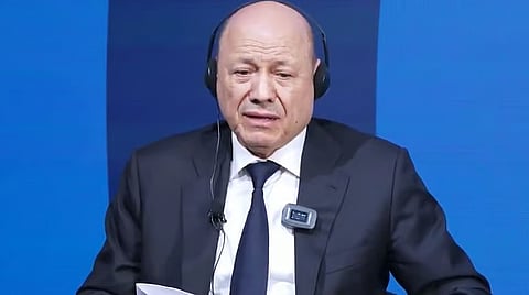 «العليمي»: الفراغ الأمني ينشأ بتعدد مصادر القرار ومنازعة أطراف أخرى لسلطات الدولة