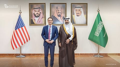 لتعزيز الشراكة في AI.. السواحه يجتمع مع مدير مكتب سياسات العلوم والتقنية في البيت الأبيض