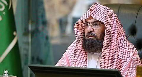 السديس: رجال الأمن يبذلون جهودا عظيمة وعلى القاصدين للحرم المكي التعاون معهم