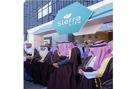 وزير الصناعةيفتتح مصنع سييرا لايف للصناعات الغذائية الطبية في مدينة سدير للصناعات والأعمال

 