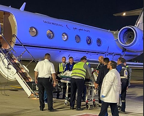 إخلاء طبي عاجل لمواطنين من القاهرة إلى المملكة لاستكمال العلاج
