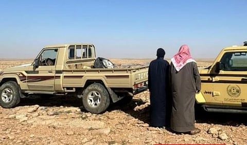 ضبط مواطنين لارتكابهما مخالفتي قطع مسيجات ودخول محمية دون ترخيص