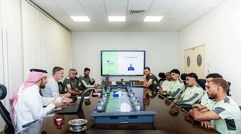 الجهاز الفني المساعد للمنتخب السعودي يجتمع مع ناديي الفتح والأخدود