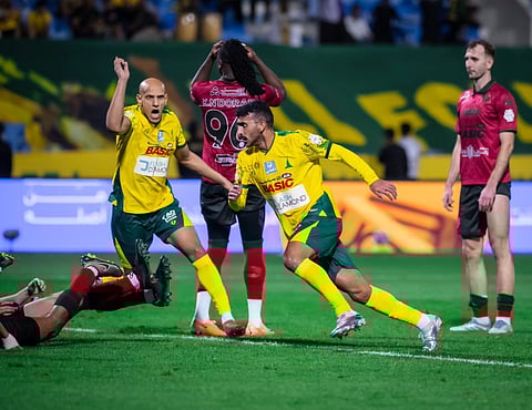 الخلود يفوز على الخليج