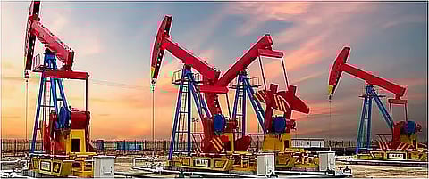 أسعار النفط تستقر ‌عند التسوية بعد ارتفاع طفيف