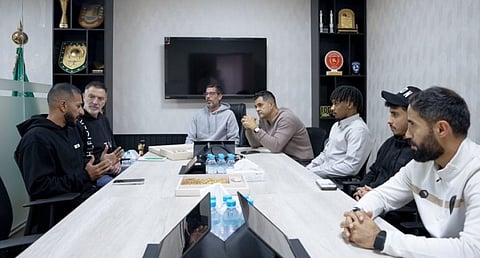  الجهاز الفني المساعد للمنتخب الأول يزور ناديي ضمك وأبها