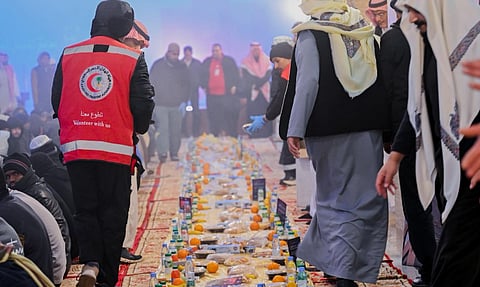 الهلال الأحمر بالباحة ينظم «إفطار الوفاء» تخليداً لشهداء الصحة برعاية أمير المنطقة 
