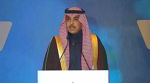 وزير الإعلام يدعو إلى خطاب إعلامي خليجي موحد لمواجهة التهديدات