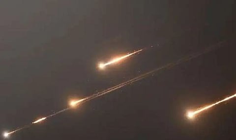 إيران تطلق صواريخ متقدمة متعددة الرؤوس وتؤكد دقة إصابتها للأهداف