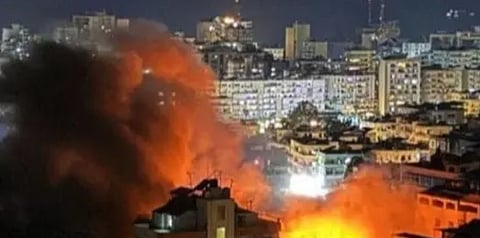 لبنان.. مقتل 4 أشخاص في غارة استهدفت شقة بحارة صيدا