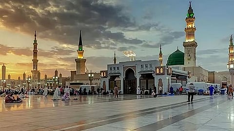 موعد أذان المغرب اليوم