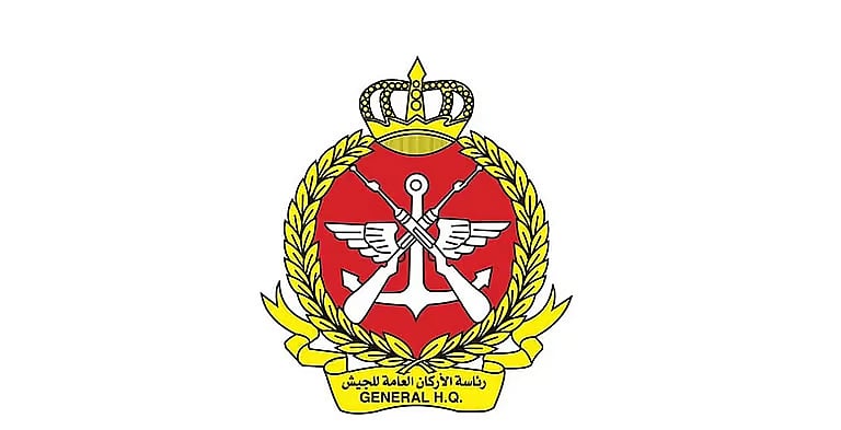 الجيش الكويتي: رصد 17 صاروخاً باليستياً معادياً خلال 24 ساعة وإسقاط 13 منها