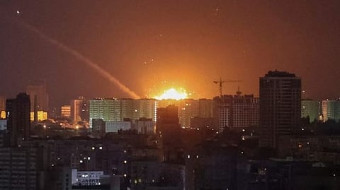 أوكرانيا تعلن تعرضها لهجوم روسي واسع بألف مسيرة