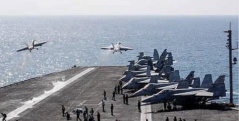 إيران تعلن استهداف حاملة الطائرات «أبراهام لينكولن» بصواريخ كروز