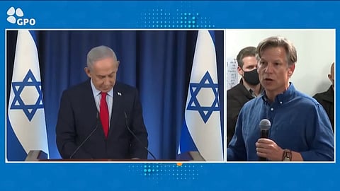 بعد سؤاله عن جر العالم إلى الحرب.. مساعدو «نتنياهو» يمنعون مراسلًا تلفزيونيًا من استكمال مؤتمر صحفي 