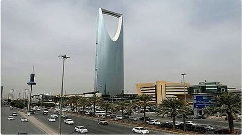 طقس المملكة الأربعاء.. أمطار رعديةورياح مثيرة للأتربة والغبار على عدة مناطق