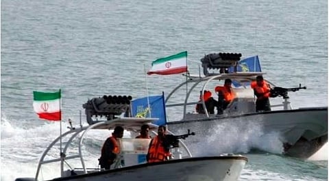 إعلام رسمي إيراني يؤكد مقتل نائب رئيس الاستخبارات البحرية في الحرس الثوري 