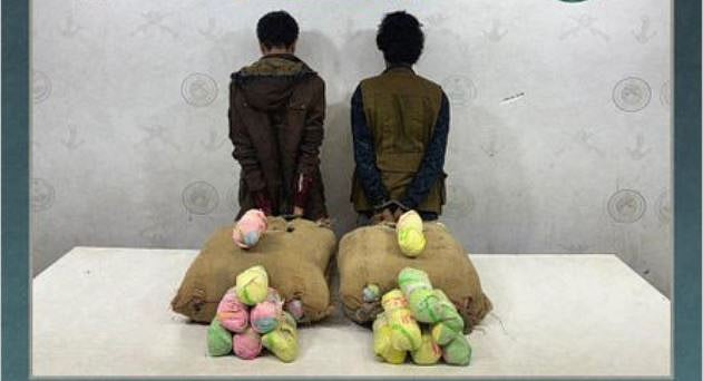 القبض على مخالفين من الجنسية اليمنية والإثيوبية لتهريبهما القات بجازان وعسير