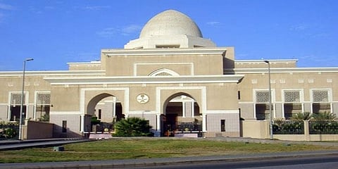 بدأ التقديم اليوم.. رابط وظائف إمارة منطقة المدينة المنورة للجنسين