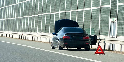 4 تعليمات من «المرور» عند تعطل المركبة أثناء القيادة