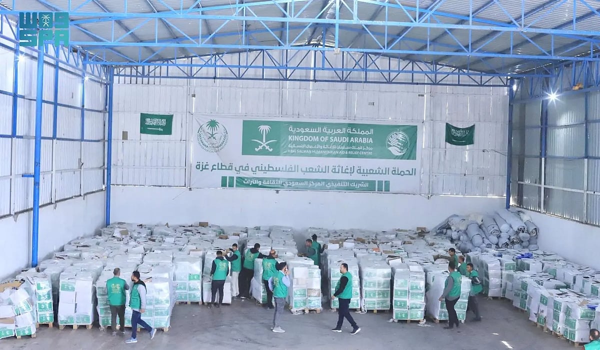 وصول قافلة مساعدات إنسانية جديدة مقدمة من «سلمان للإغاثة» إلى قطاع غزة