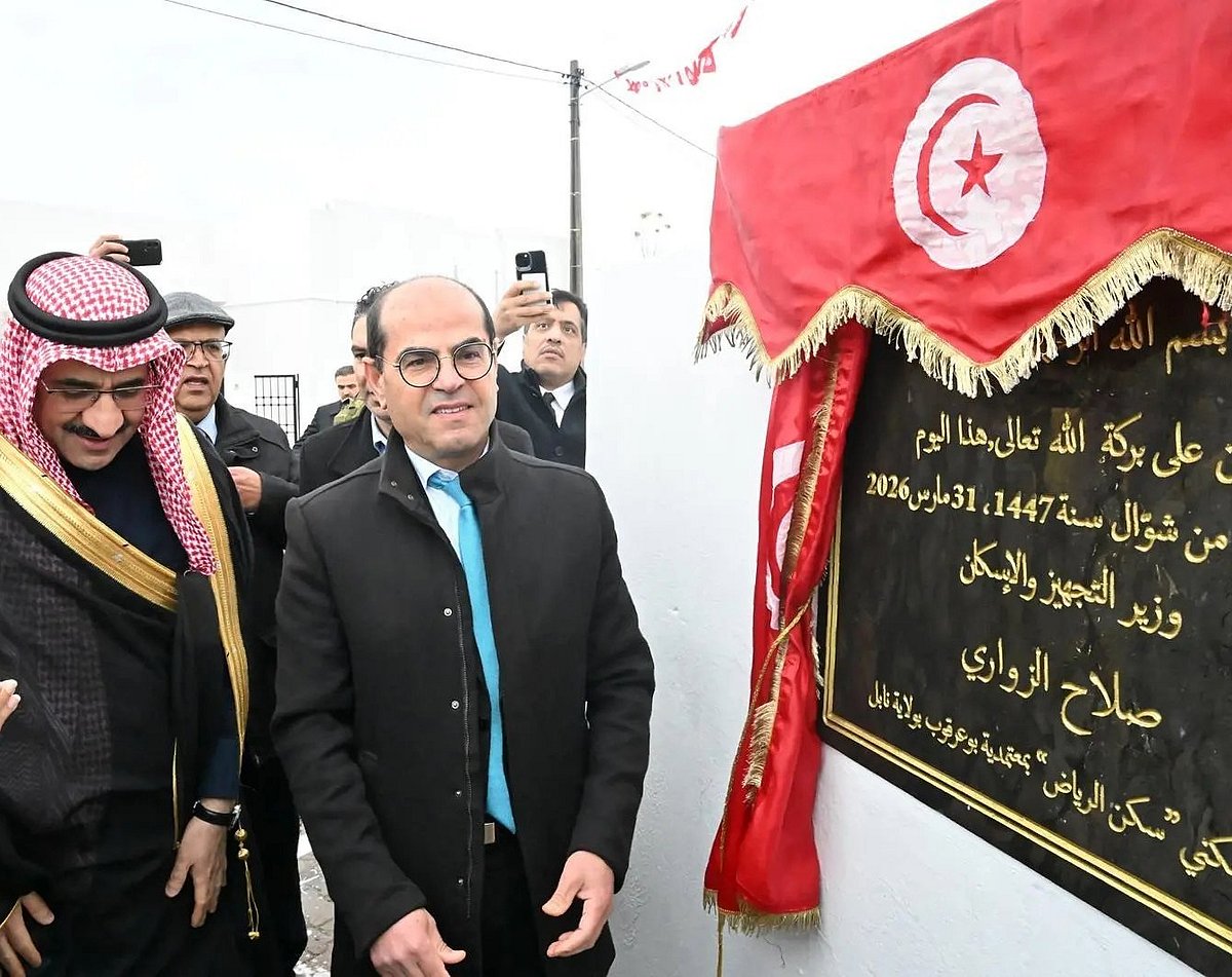 سفير المملكة لدى تونس يُشرف على تسليم 74 وحدة سكنية ممولة من الصندوق السعودي للتنمية