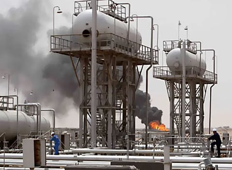 هجوم بطائرات مسيرة على حقل الرميلة بالعراق يستهدف مواقع تستخدمها شركات أمريكية