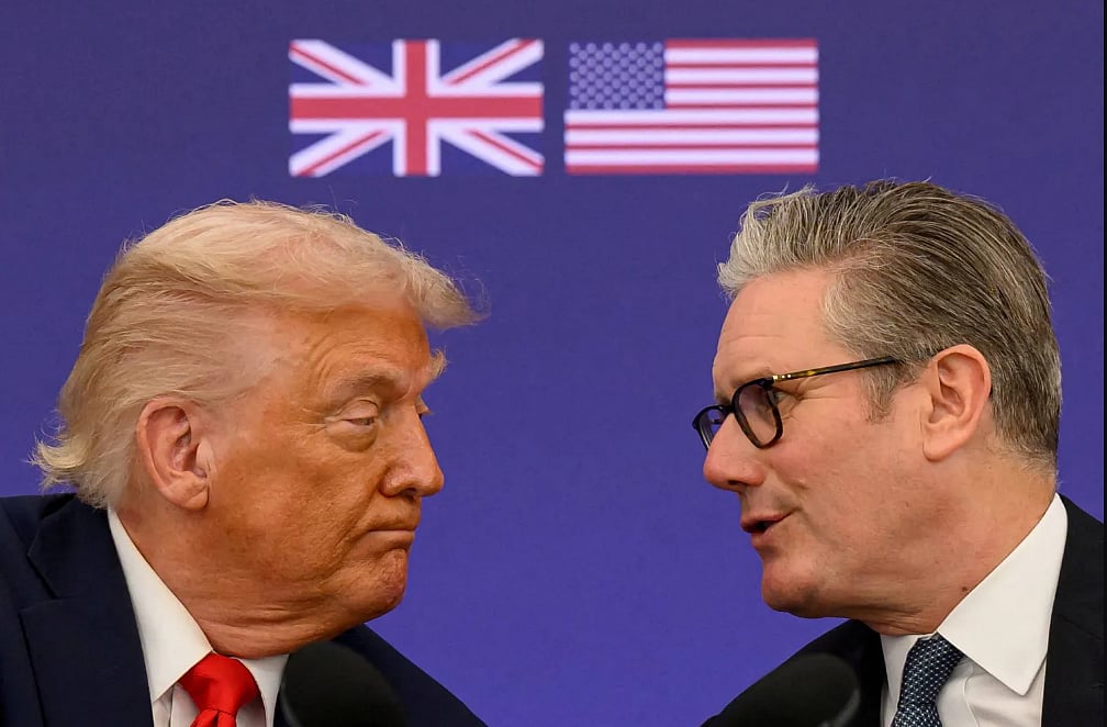 فايننشال تايمز: بريطانيا تشير إلى منع واشنطن من استخدام قواعدها لهجمات على البنية التحتية الإيرانية