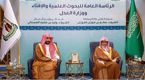 «الإفتاء» و«العدل» توقّعان مذكرة تفاهم وتعاون لتعزيز التكامل في المجالات المشتركة