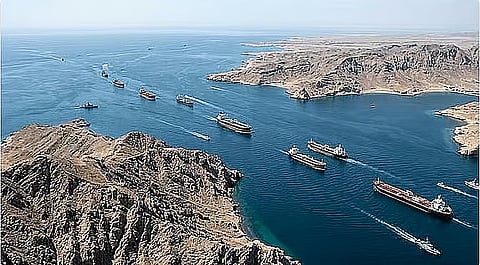 «بلومبيرج»: أمريكا تحقق في صفقات نفط مشبوهة أُبرمت قبل تغيير «ترامب» لمواقفه بشأن إيران