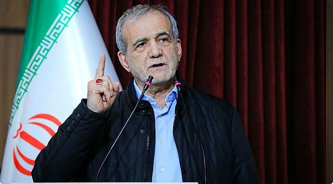 الرئيس الإيراني: لا نسعى للحرب لكننا نرفض الاستسلام