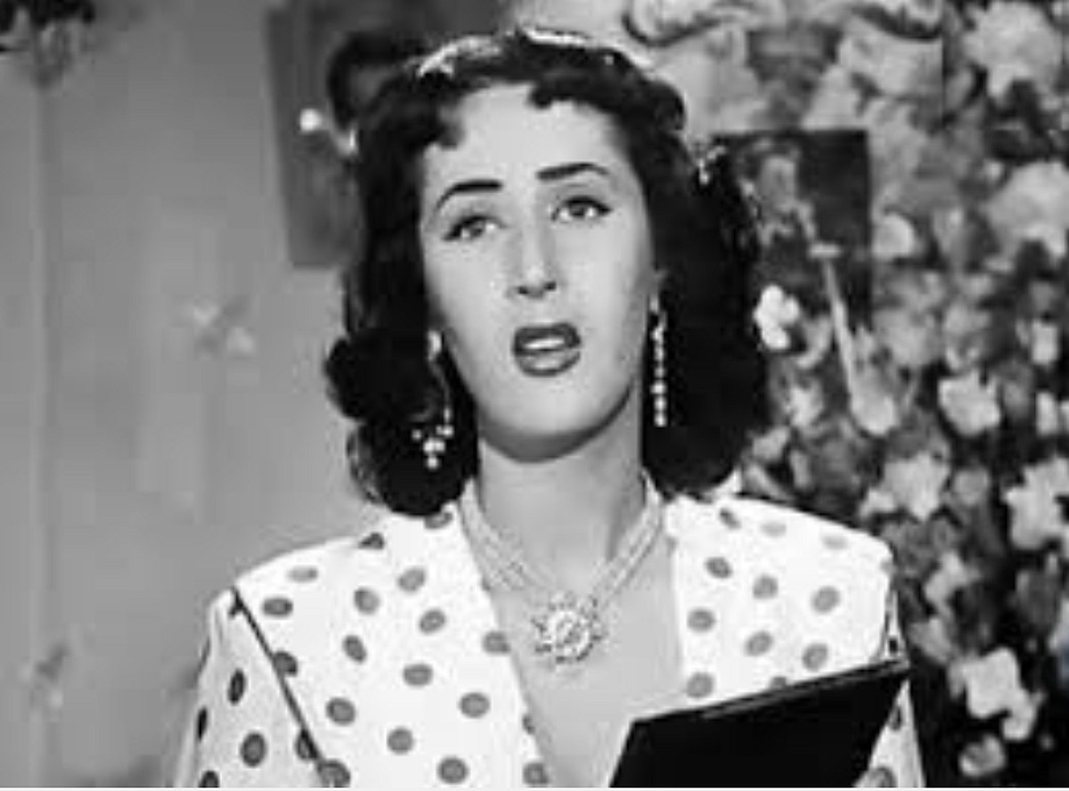 رحيل الفنانة ليلى الجزائرية عن 97 عامًا بعد مسيرة فنية طويلة رحيل الفنانة ليلى الجزائرية عن 97 عامًا بعد مسيرة فنية طويلة