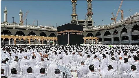 جوازات مطار الأمير محمد بن عبدالعزيز تستقبل أولى رحلات ضيوف الرحمن من تركيا 