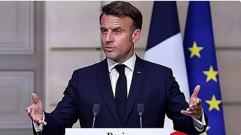 ماكرون: جميع المؤشرات تفيد بمسؤولية حزب الله عن مقتل جندي فرنسي جنوبي لبنان