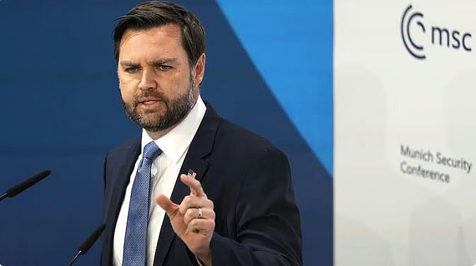 الرئيس الأمريكي: «فانس» لن يتوجه إلى باكستان «لأسباب أمنية»