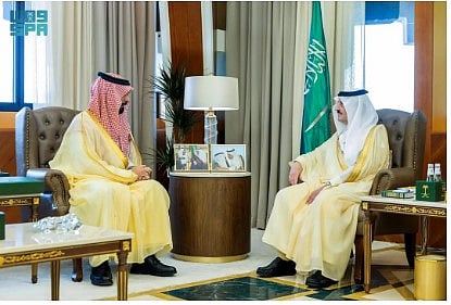 أمير الشرقية يدشّن جسر طريق الظهران الجبيل بطول 1920 مترًا